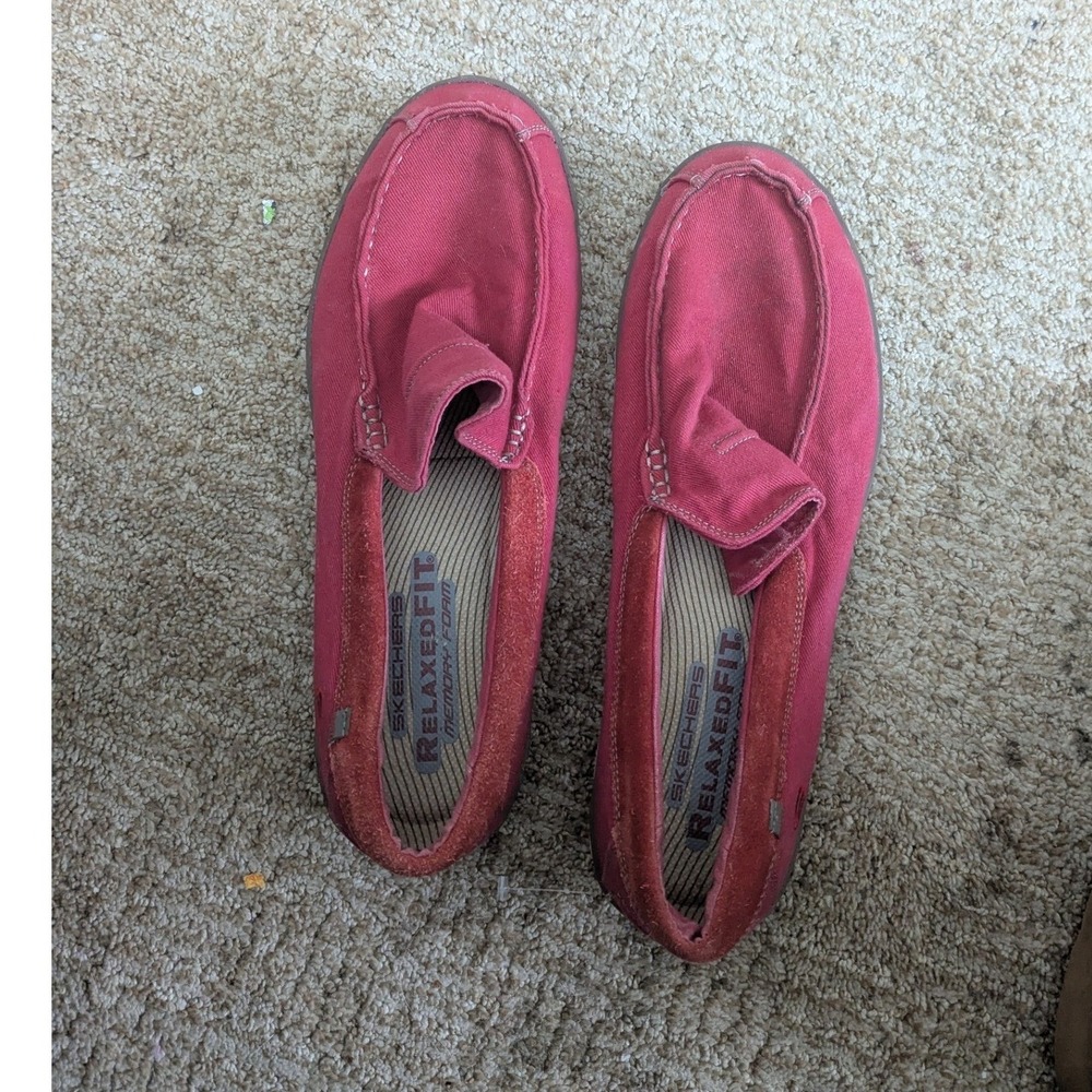 Skechers Relaxed Fit Mens Red Canvas Memory Foam Slip On Loafers 63680 Size 13